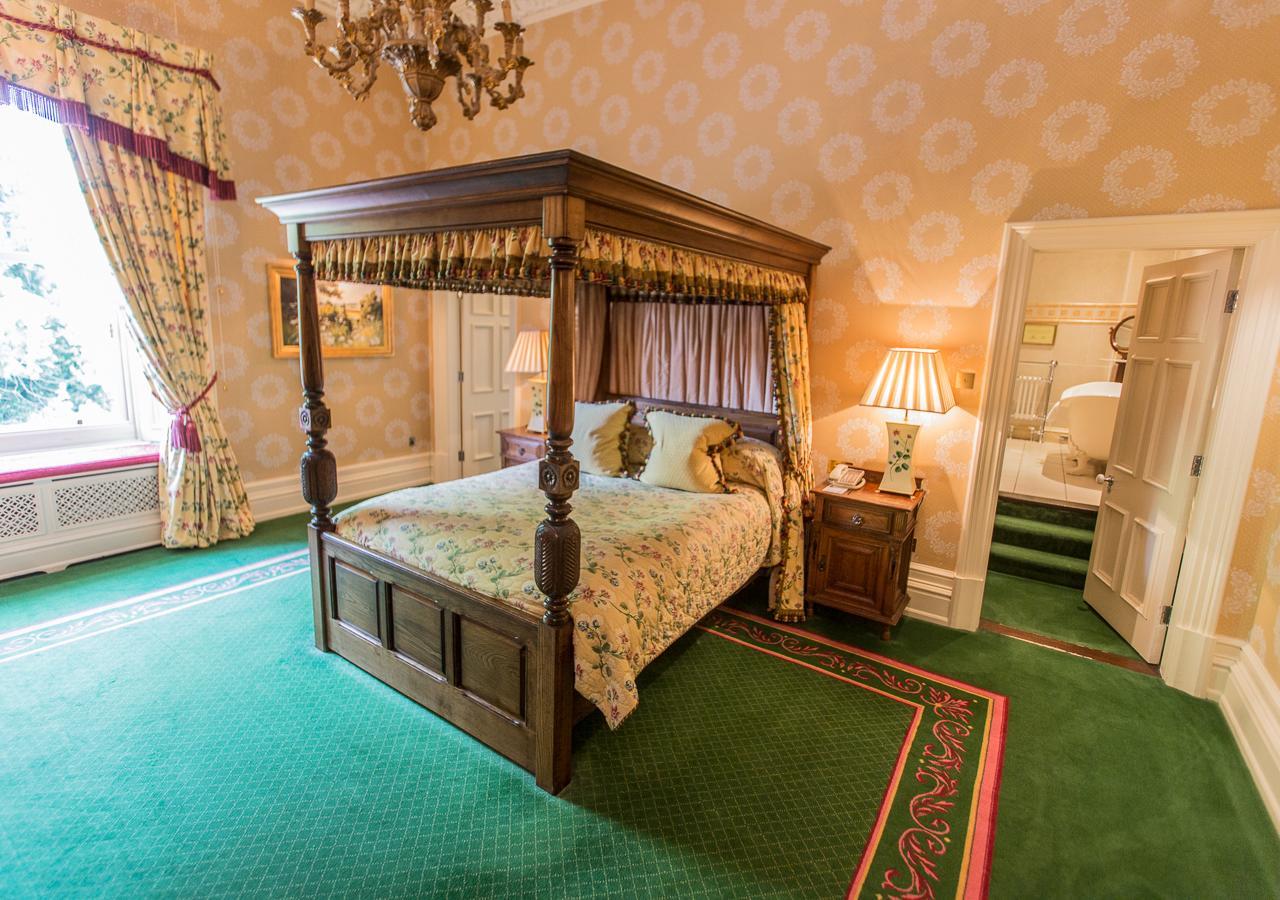 לאטרוורת' Kilworth House Hotel And Theatre מראה חיצוני תמונה